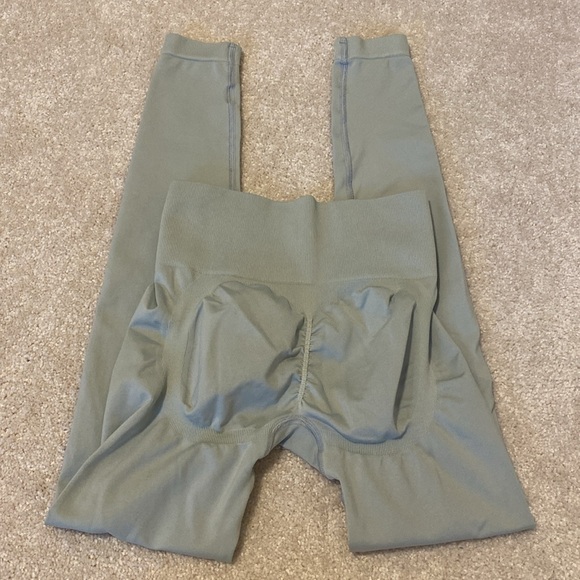 2/30$ BO+TEE sculpt leggings XS - Picture 3 of 4